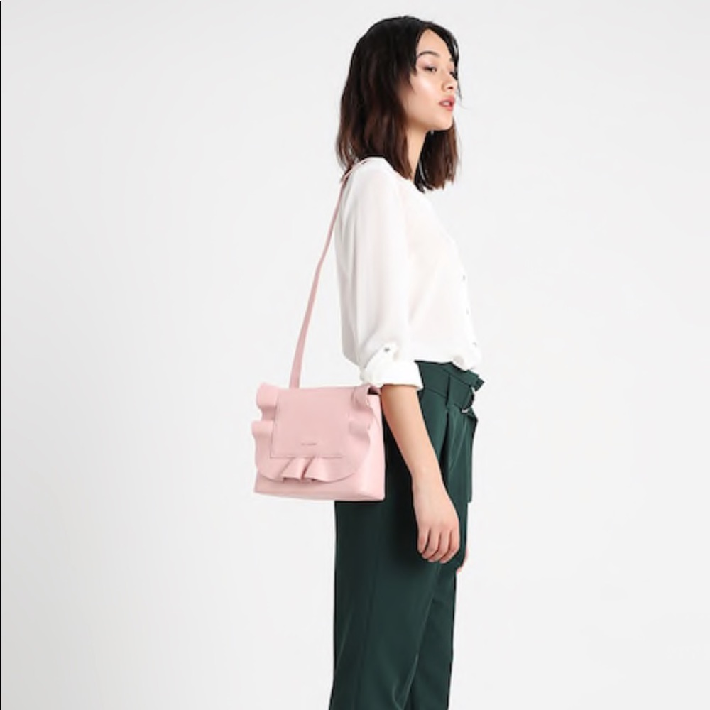 🎀ISO🎀 Ted Baker Pink Ruffle Rammira Backpack - Picture 4 of 5
